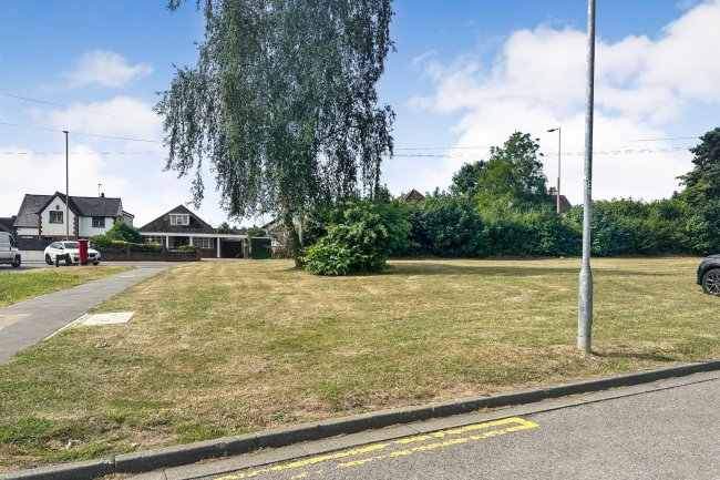 Plot 2, Land at Church Lane, Enfield EN8 0DU 2