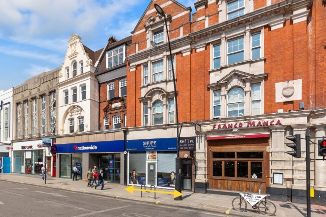 46 Kilburn High Rd, Kilburn, London, NW6 4HJ 9