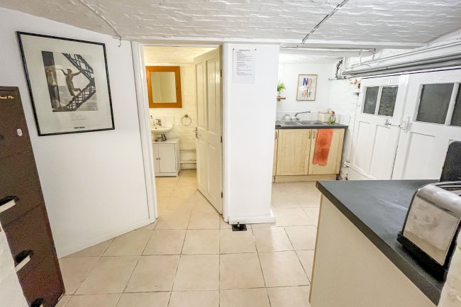 The Clock House, 2 Bedford Street, Ampthill, Bedford MK45 2NB 8