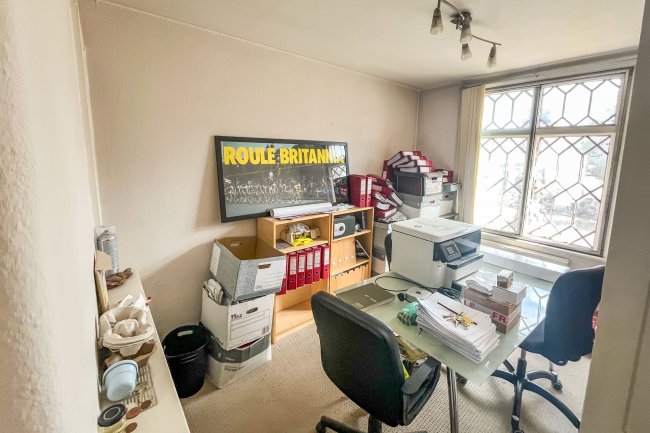 The Clock House, 2 Bedford Street, Ampthill, Bedford MK45 2NB 8