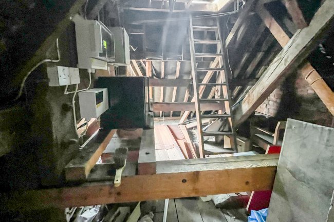 The Clock House, 2 Bedford Street, Ampthill, Bedford MK45 2NB 8