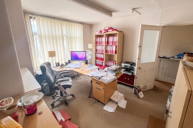 The Clock House, 2 Bedford Street, Ampthill, Bedford MK45 2NB 8