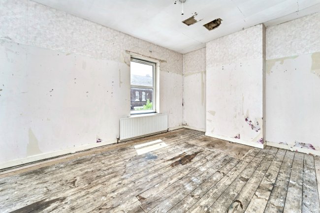 24 Hillary Street, Walsall, West Midlands, WS2 9BP 3