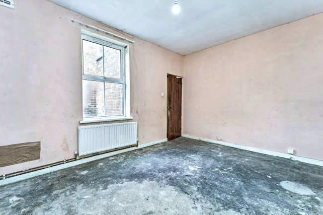 24 Hillary Street, Walsall, West Midlands, WS2 9BP 3