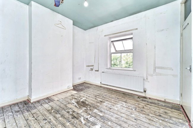 24 Hillary Street, Walsall, West Midlands, WS2 9BP 3