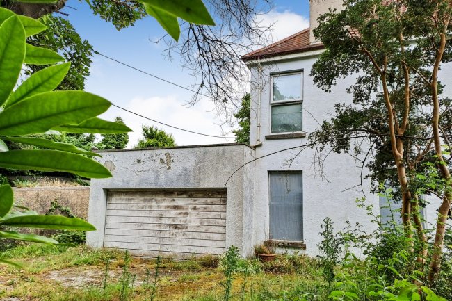 The Gables, 14 Church Hill, Helston, Cornwall TR13 8NW 2