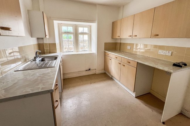 Flat 1 Springfield House, Church Lane, Box, Corsham, Wiltshire, SN13 8NW 2