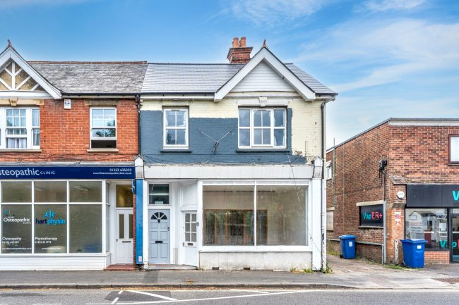 4 Kings Road, Fleet, Hampshire, GU51 3AD 4