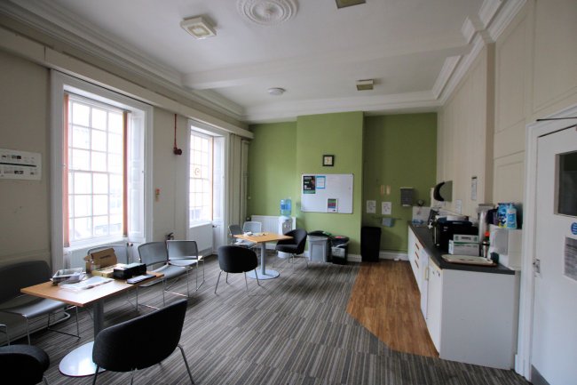 2 Northgate, Sleaford, Lincolnshire, NG34 7BL 8