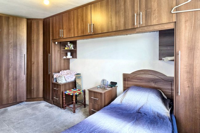 79 Bellamy House, 16 Biscoe Close, Hounslow, Middlesex, TW5 0UY 3