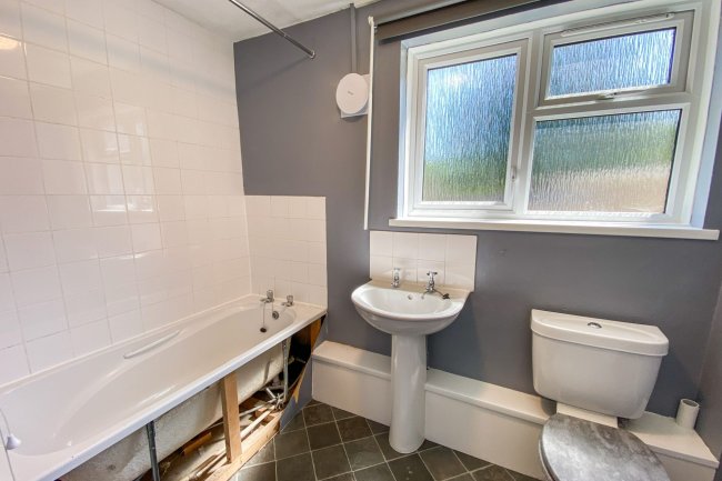 2 Dallimore Mead, Nunney, Frome, BA11 4NB 8