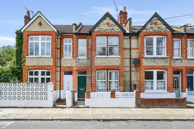 142 Becklow Road, London, W12 9HJ 9