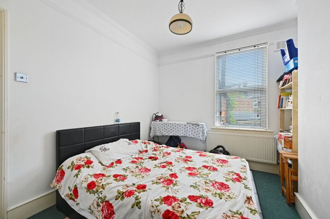 142 Becklow Road, London, W12 9HJ 9