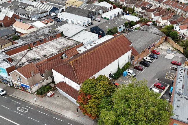 335 Gloucester Road, Bishopton, Bristol, BS7 8PE 4