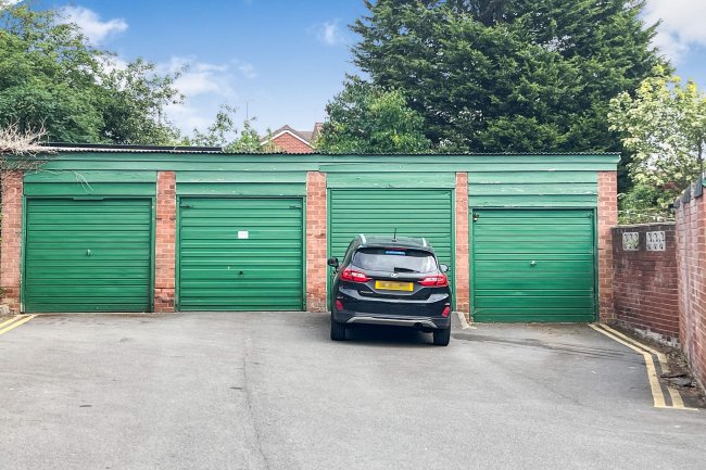 34 Lock up Garages at Beasley Grove, Birmingham B43 7HG 4