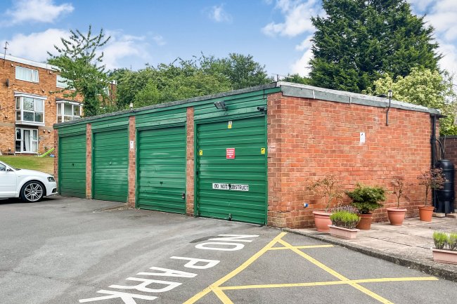 34 Lock up Garages at Beasley Grove, Birmingham B43 7HG 4