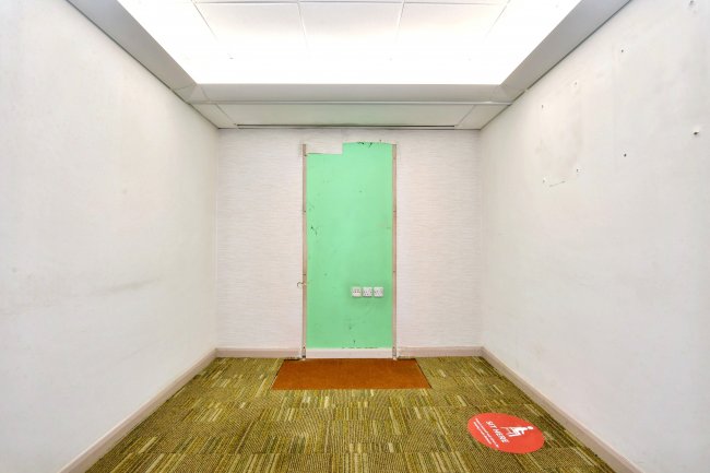 6 Market Place, Retford, Nottinghamshire, DN22 6HB 3