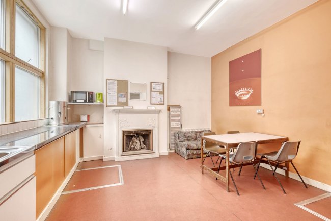 2a Browning Street, Elephant & Castle, London, SE17 1LN 10