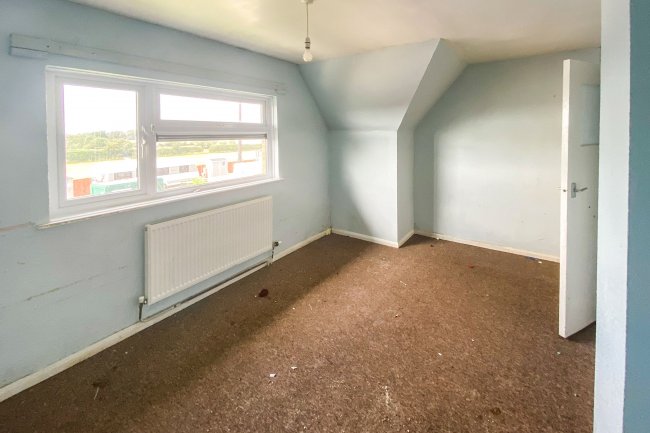 34 Clyffe Pypard, Swindon, Wiltshire, SN4 7PY 4