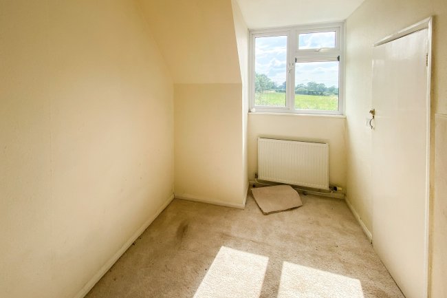 34 Clyffe Pypard, Swindon, Wiltshire, SN4 7PY 4