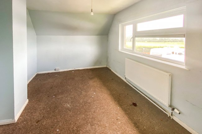 34 Clyffe Pypard, Swindon, Wiltshire, SN4 7PY 4