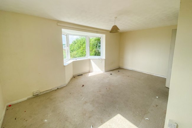 34 Clyffe Pypard, Swindon, Wiltshire, SN4 7PY 4