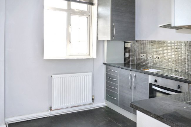 Flat 45 Macaulay Court, Macaulay Road, Clapham, London SW4 0QU 4