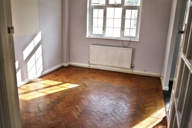 Flat 45 Macaulay Court, Macaulay Road, Clapham, London SW4 0QU 4