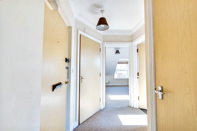 Flat 7, 9 Wycliffe Road, Bournemouth, Dorset  BH9 1JP 6