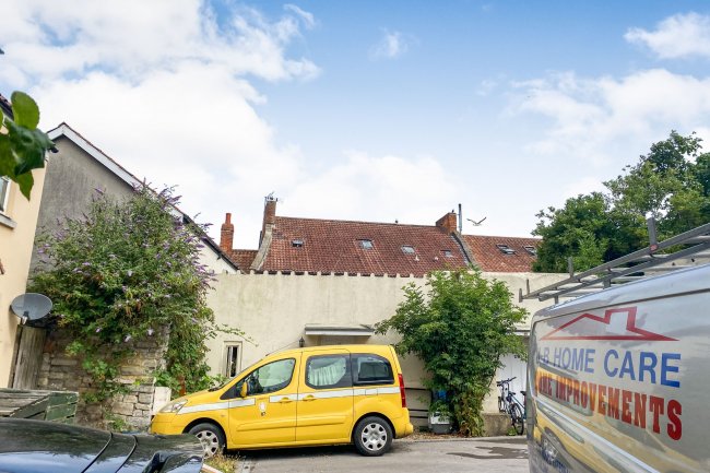 17 Benedict Street, Glastonbury, BA6 9NE 6