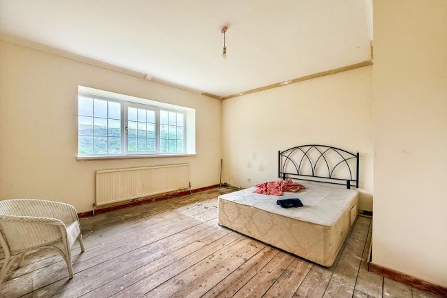 39 Penywern Road, Ystalyfera, Swansea, Wales, SA9 2NH 4