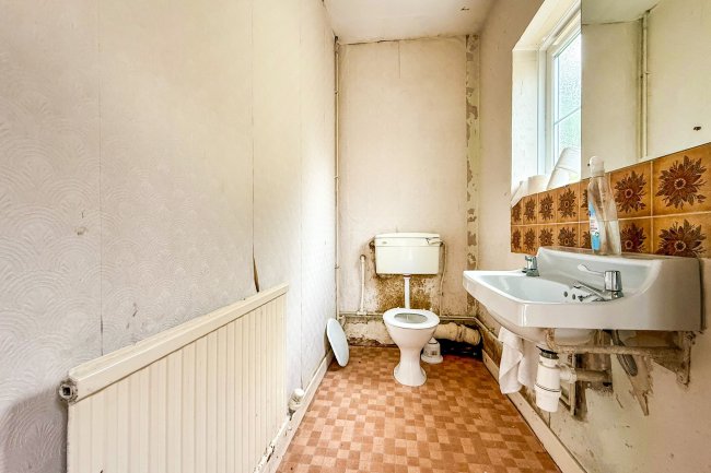 39 Penywern Road, Ystalyfera, Swansea, Wales, SA9 2NH 4