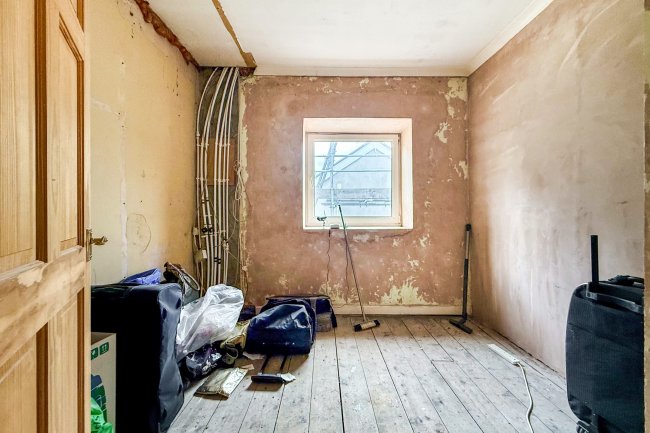 39 Penywern Road, Ystalyfera, Swansea, Wales, SA9 2NH 4