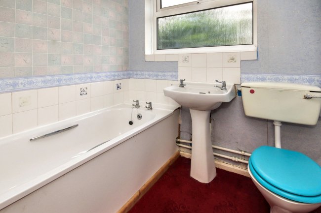 8 Weir Close, Buckden, St. Neots, Cambridgeshire, PE19 5TH 2