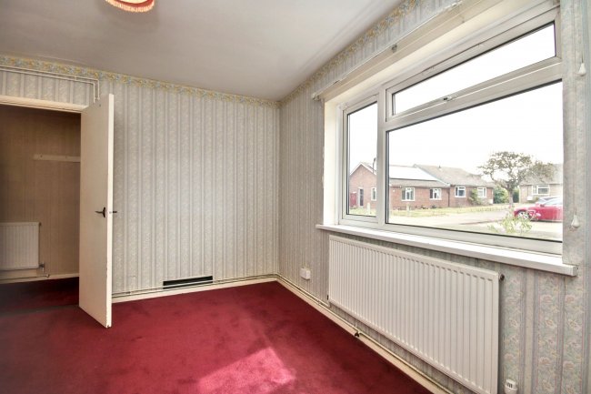 8 Weir Close, Buckden, St. Neots, Cambridgeshire, PE19 5TH 2