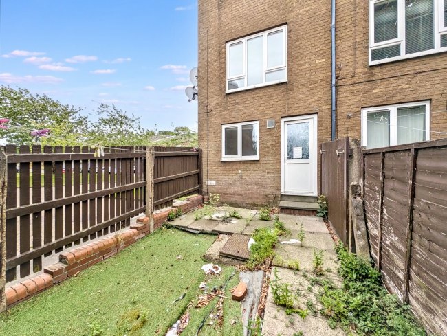 70 Stainton Drive, Felling, Gateshead, Tyne and Wear, NE10 9QX 10