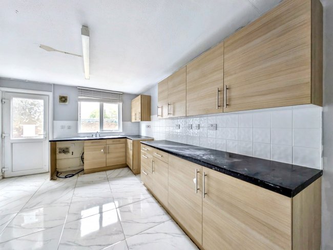 70 Stainton Drive, Felling, Gateshead, Tyne and Wear, NE10 9QX 10