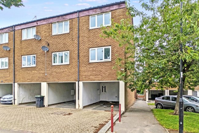 70 Stainton Drive, Felling, Gateshead, Tyne and Wear, NE10 9QX 10