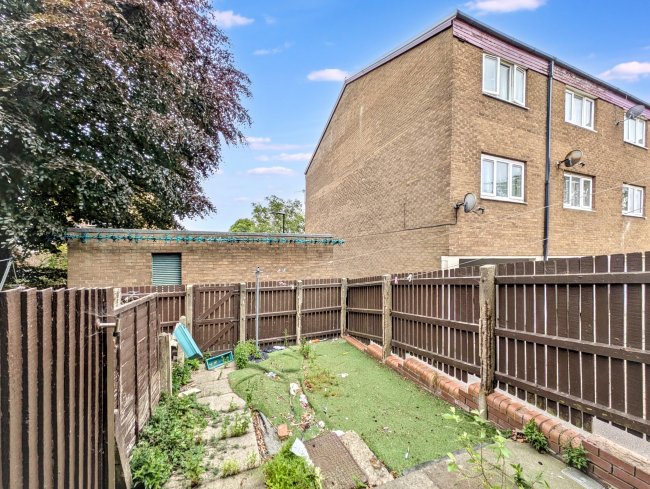 70 Stainton Drive, Felling, Gateshead, Tyne and Wear, NE10 9QX 10