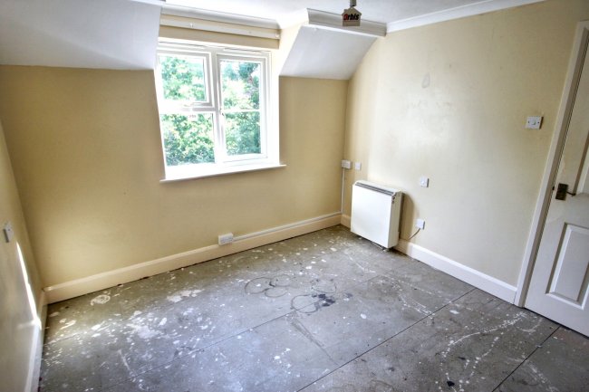 6 Willow Mews, Robertsbridge, East Sussex, TN32 5NL 1