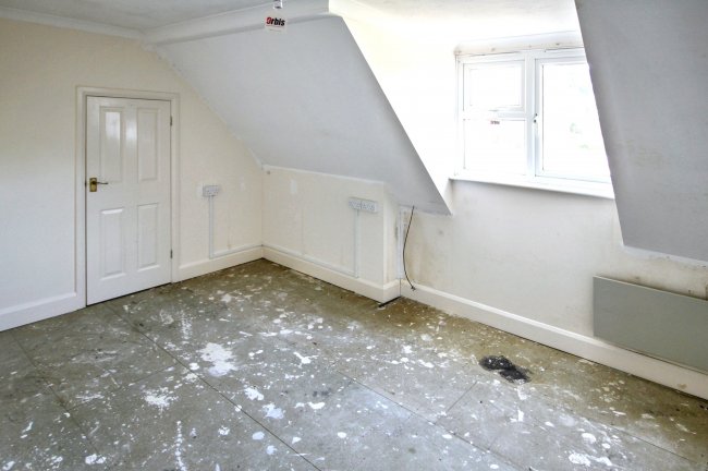 6 Willow Mews, Robertsbridge, East Sussex, TN32 5NL 1