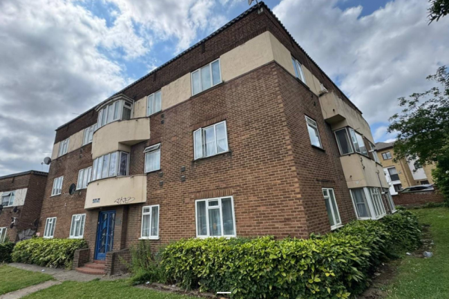 Flat 5, Berkeley Court, Neasden Lane, London NW10 1PX 5
