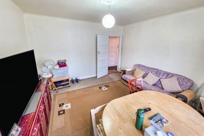 Flat 5, Berkeley Court, Neasden Lane, London NW10 1PX 5