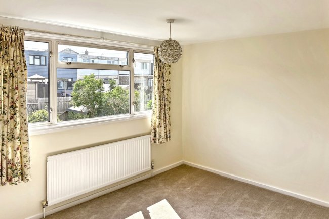 12 Clifton Walk, Benfleet SS7 1DL 1