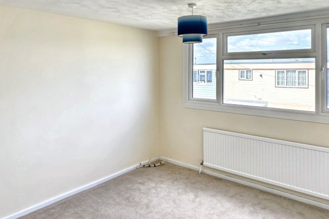12 Clifton Walk, Benfleet SS7 1DL 1