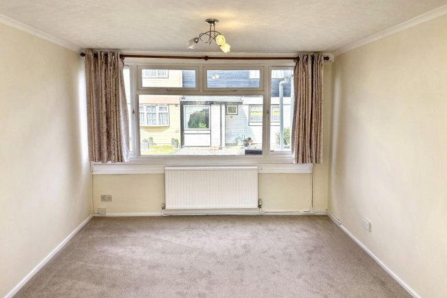 12 Clifton Walk, Benfleet SS7 1DL 1