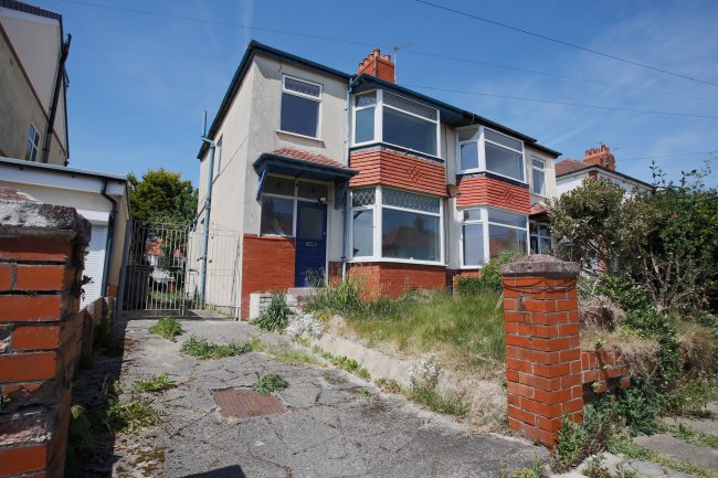 5 Waller Avenue, Bispham, Blackpool, Lancashire, FY2 9EL 4