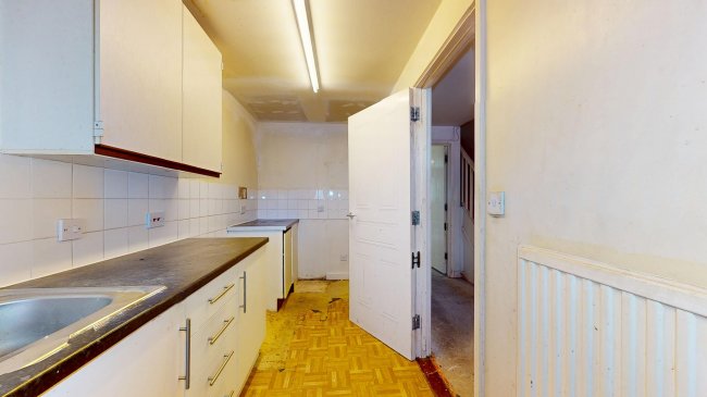 35 Imperial Road, Wood Green, London, N22 8QQ 2