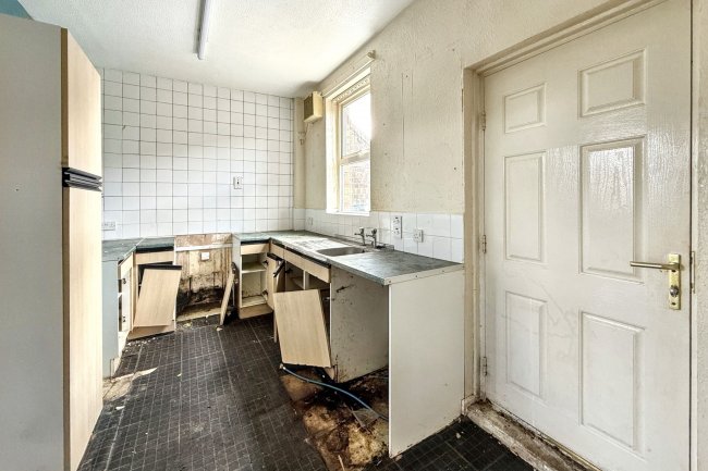 74 Beaumont Terrace, Westerhope, Newcastle upon Tyne, NE5 5JP 7