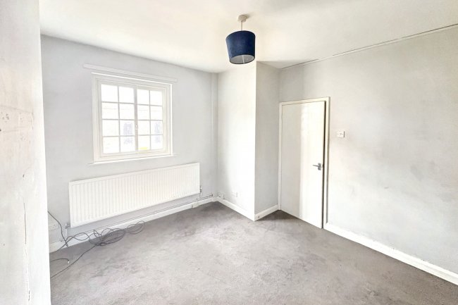 19 Winn Street, Scunthorpe, DN16 1TB 2